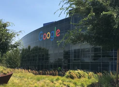 Google reorganizes AI leadership. Key figures depart amid competition.
